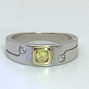 Opal .16ct Platinum Finish Solid 925 Silver Ring